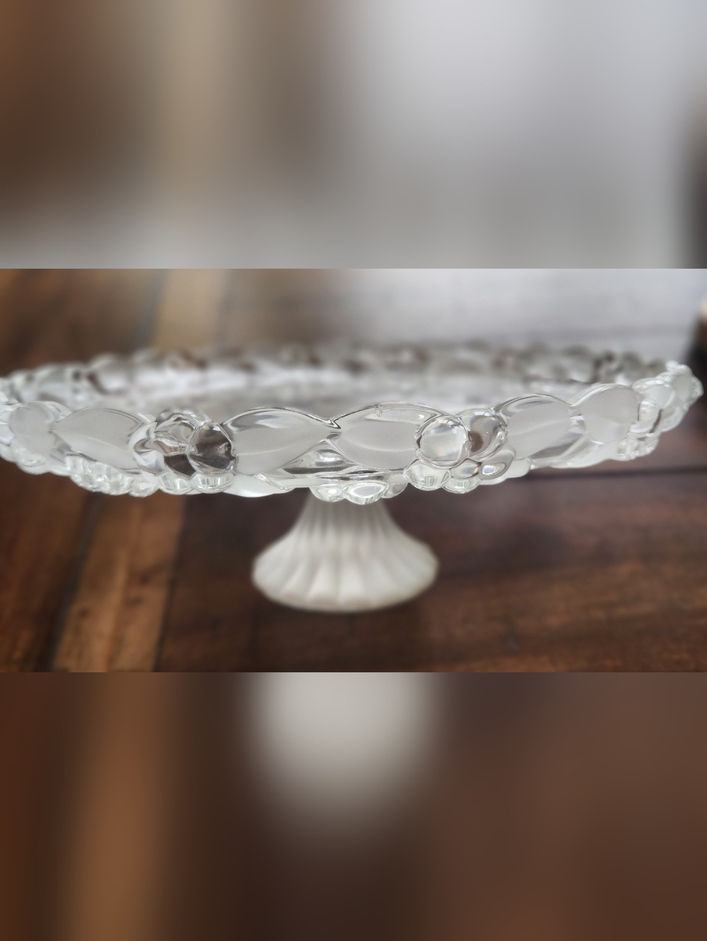 Vintage Mikasa Walther-Glass pedestal cake plate in the Carmen pattern - Picture 3 of 7